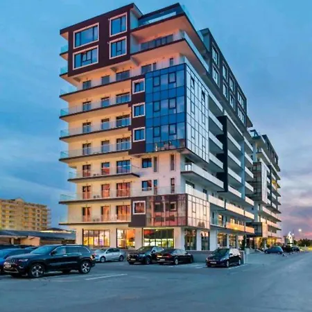 New Luxury Apartment *